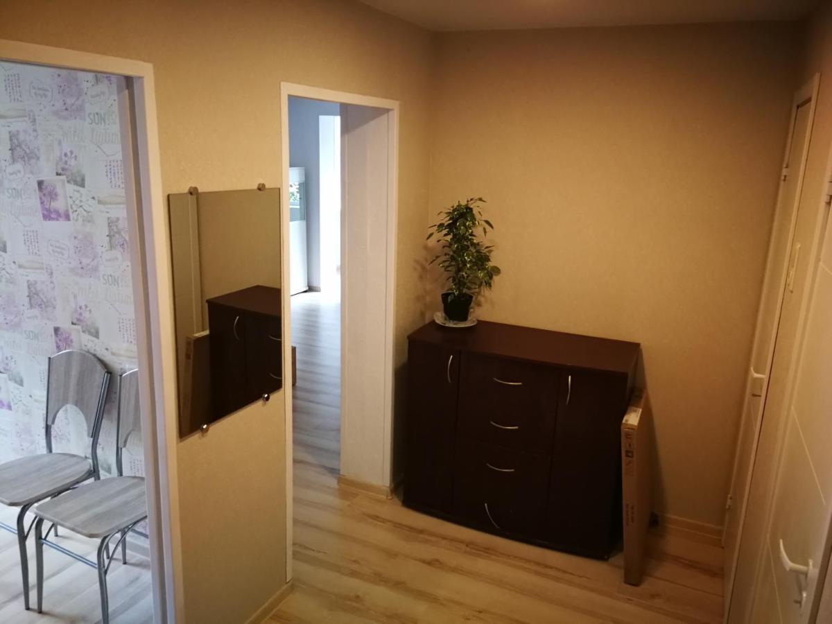 Light One Room Apartment Visaginas Eksteriør billede